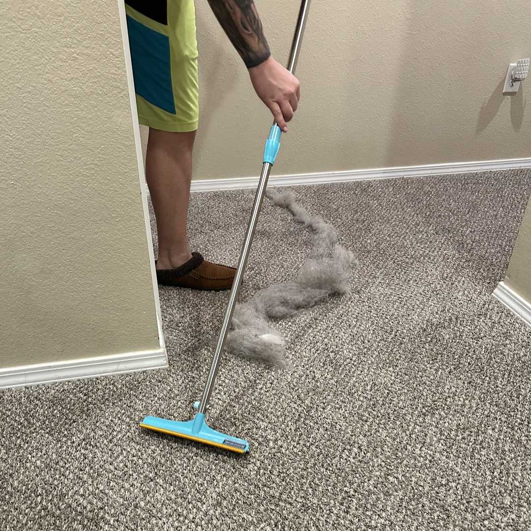 Uproot Cleaner Xtra (60" carpet rake) — imagen oficial 3